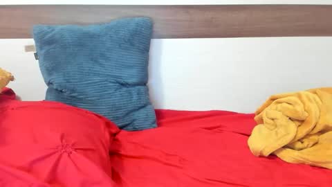 00ingrid00 online show from November 24, 12:09 am