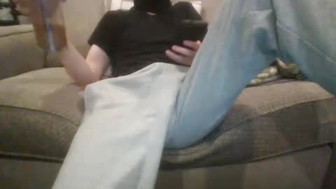 Snapshot of 029719 chatting on October 6, 11:00 pm Cute boi online show from October 6, 11:00 pm