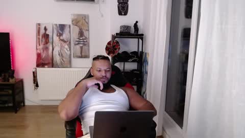 Kingsley online show from February 25, 5:27 pm