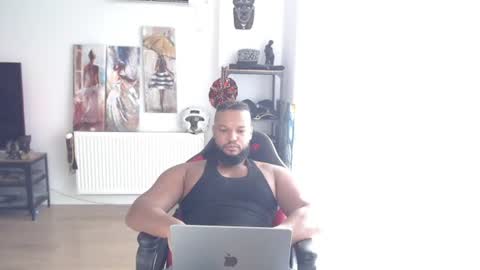 Kingsley online show from June 18, 9:14 am