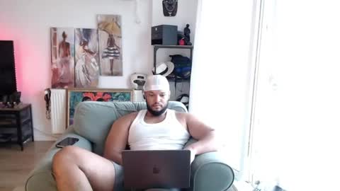 Kingsley online show from July 28, 3:59 am