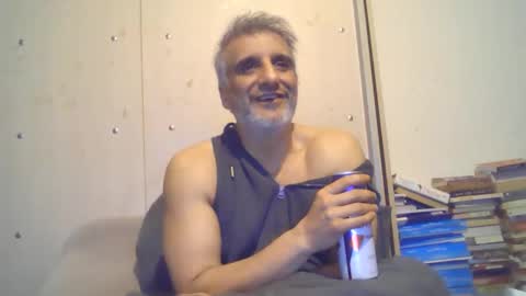 Snapshot of 0luvmonkey chatting on October 19, 12:26 am 0luvmonkey online show from October 19, 12:26 am