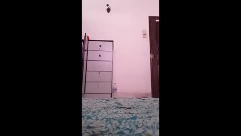 0man654492 online show from June 2, 5:42 am