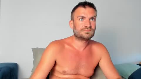 10in_deluxe online show from July 11, 9:23 am