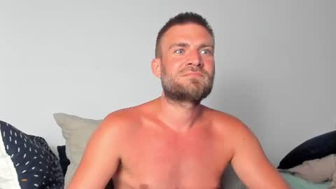 10in_deluxe online show from June 29, 5:01 pm