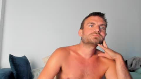10in_deluxe online show from July 28, 7:28 am