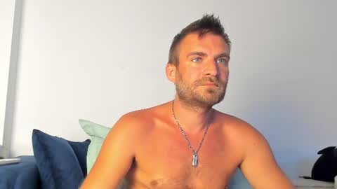 10in_deluxe online show from July 30, 8:15 am