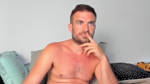 10in_deluxe online show from June 12, 9:41 am