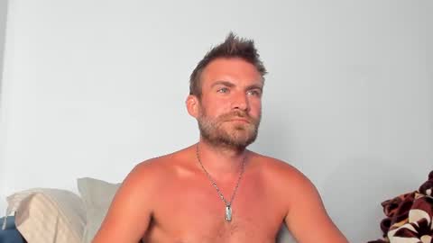 10in_deluxe online show from August 3, 3:40 pm