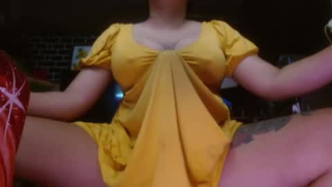 Snapshot of 11inchmonstercock4u chatting on October 9, 6:41 am i am trixie im Your Selfsucking Mistress online show from October 9, 6:41 am