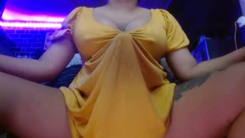 Snapshot of 11inchmonstercock4u chatting on October 21, 2:54 pm i am trixie im Your Selfsucking Mistress online show from October 21, 2:54 pm