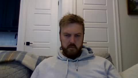 123holt123 online show from September 15, 8:21 pm