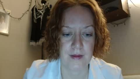 12ennie online show from November 6, 6:16 am