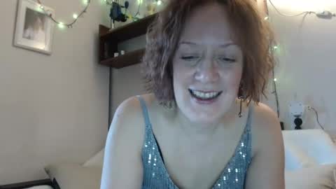 12ennie online show from November 20, 9:08 am