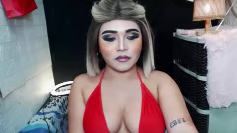 sexy kia online show from May 3, 11:22 pm