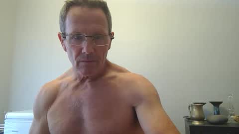 Snapshot of 13glanmorfa chatting on October 24, 3:02 pm 13glanmorfa online show from October 24, 3:02 pm