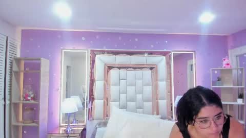 Scarlette  online show from July 16, 10:40 am