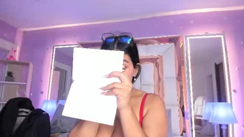 Scarlette  online show from June 18, 3:12 am
