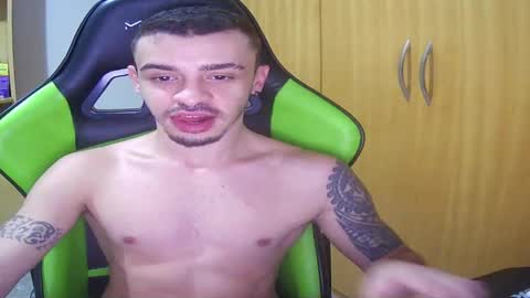 1good_vibes1 online show from April 30, 5:01 am