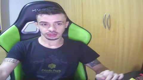 1good_vibes1 online show from April 29, 5:01 am