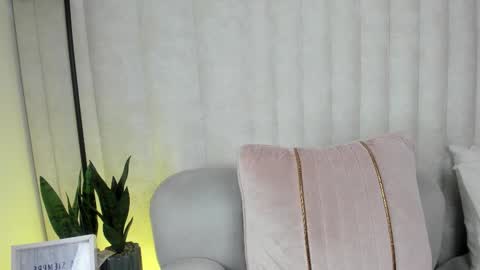  . online show from November 18, 9:40 pm