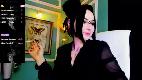 Moona  online show from March 5, 3:51 pm