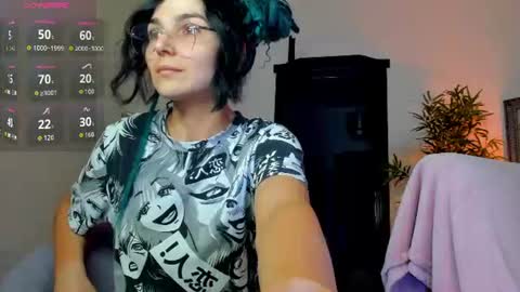 Moona  online show from July 4, 7:17 pm