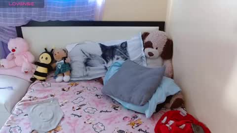 paola online show from March 5, 7:38 pm