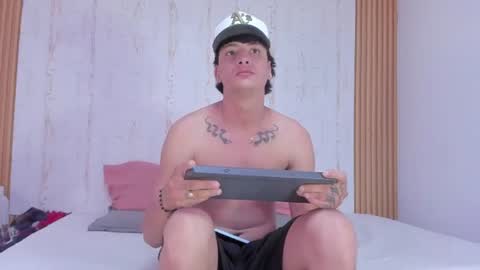 1Threestar online show from June 23, 1:28 pm