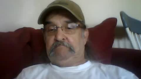 Snapshot of 1valentine chatting on September 25, 7:54 pm 1valentine online show from September 25, 7:54 pm