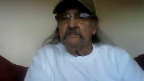 Snapshot of 1valentine chatting on September 27, 9:23 pm 1valentine online show from September 27, 9:23 pm