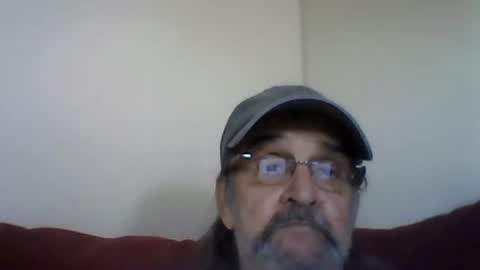Snapshot of 1valentine chatting on October 18, 6:45 pm 1valentine online show from October 18, 6:45 pm