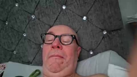 211skoosh online show from December 14, 10:54 am