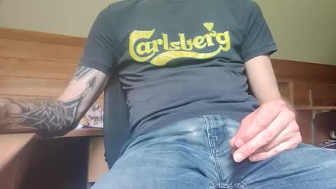22_acacia_avenue online show from May 2, 1:06 pm