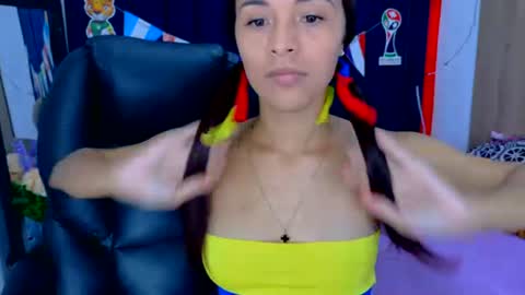 Isabella online show from June 17, 11:59 am