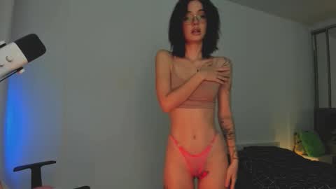 Sasha weekend from 14 to 27 November online show from November 16, 3:52 am