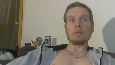 2small4you83 online show from December 18, 5:52 pm