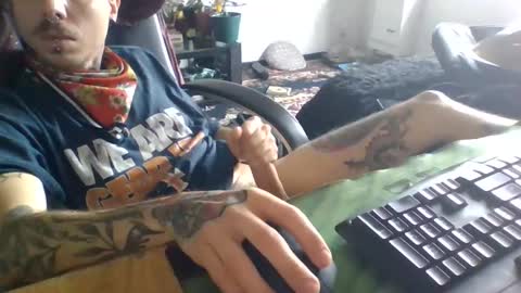 3n3v3 online show from November 29, 5:09 pm