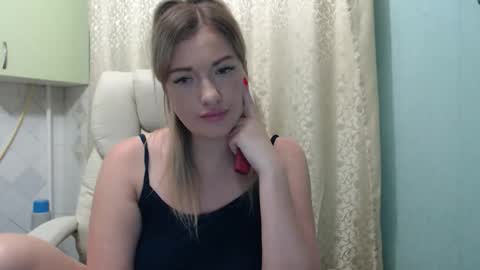 3sweetcandy3 online show from September 15, 10:55 pm