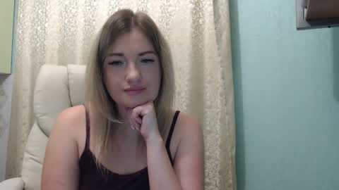 3sweetcandy3 online show from October 14, 10:46 pm