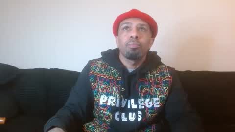 420flyguy online show from December 12, 10:52 pm