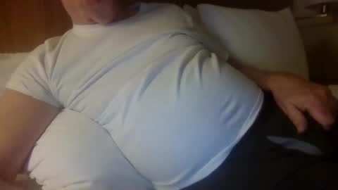 4uguys online show from January 9, 6:41 am