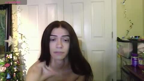 4ustyn online show from December 19, 5:14 am