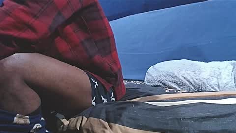 Snapshot of 5hbk chatting on January 23, 2:44 am Tettaz GetitJusy4ya online show from January 23, 2:44 am