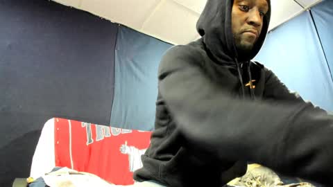 Snapshot of 5hbk chatting on December 24, 2:54 am Tettaz GetitJusy4ya online show from December 24, 2:54 am