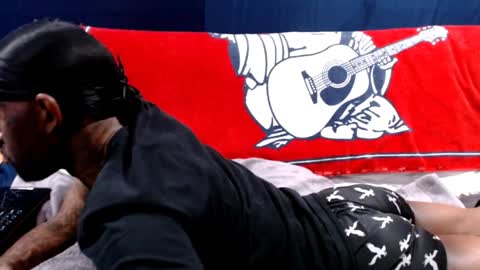 Snapshot of 5hbk chatting on December 13, 2:54 am Tettaz GetitJusy4ya online show from December 13, 2:54 am