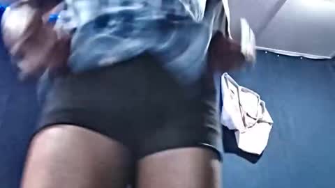 Snapshot of 5hbk chatting on October 8, 10:43 am Tettaz GetitJusy4ya online show from October 8, 10:43 am