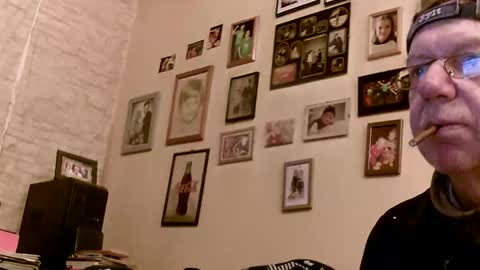 64shorty online show from September 21, 6:50 am