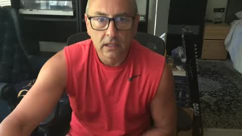 daddy vegas  for single women and couples here online show from July 23, 9:56 pm