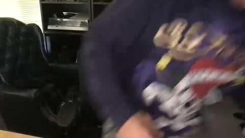 daddy vegas  for single women and couples here online show from January 16, 5:55 pm